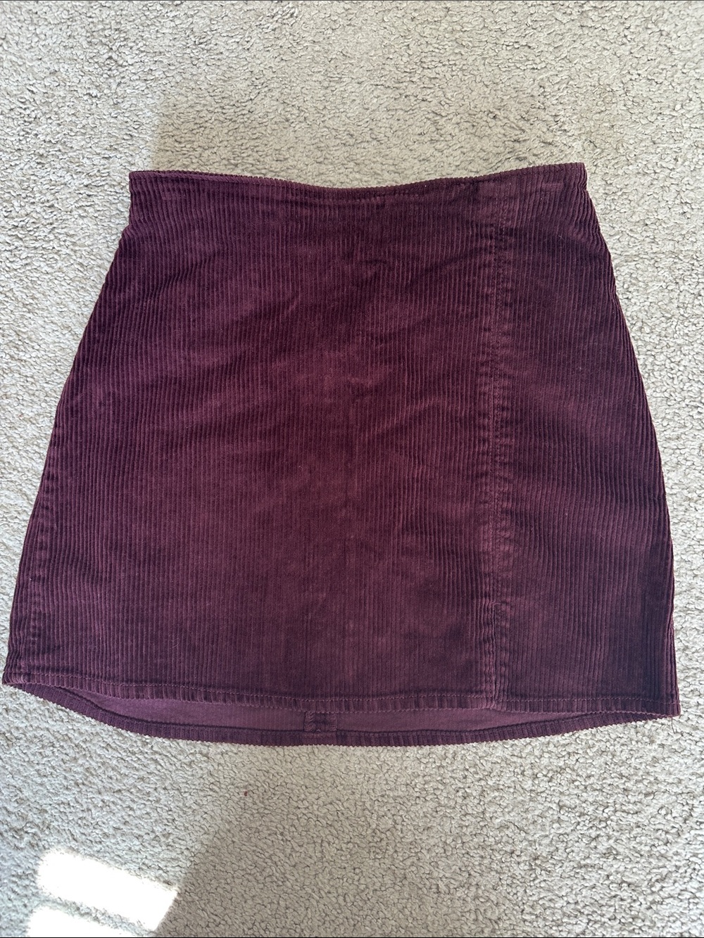Hollister- Classic Corduroy High Rise Mini Skirt in Plum- Size Small
